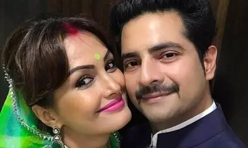 TV actor Karan Mehra and wife nisha