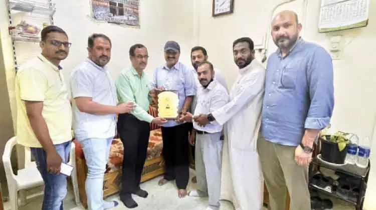 കെ.കെ. അബ്ദുല്ലക്ക് കെ.കെ.എം.എ യാത്രയയപ്പ് കെ.കെ. അബ്ദുല്ലക്ക് കെ.കെ.എം.എ യാത്രയയപ്പ്