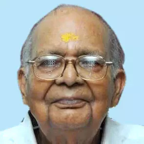 സു​കു​മാ​ര​ൻ മാ​സ്​​റ്റ​ർ