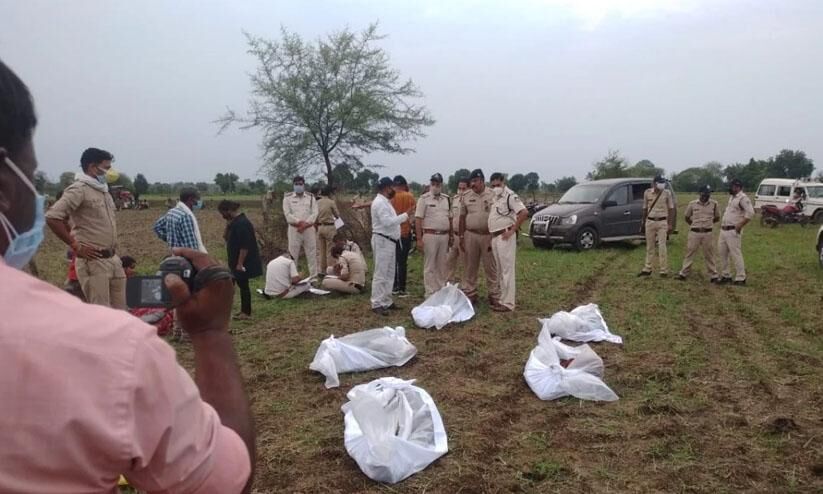 The bodies of five members of a family who went missing a month and a half ago have been found naked and buried  5 Of Madhya Pradesh family, missing for one month, dug out Of 8-foot deep pit
