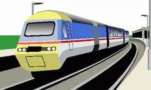 കൂടുതൽ സർവിസുമായി മെേട്രാ എക്സ്​പ്രസ്​