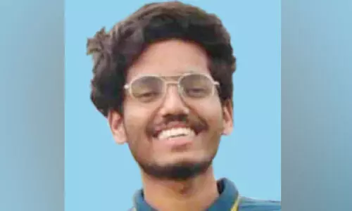 സു​ഹൃ​ത്തു​ക്ക​ളോട്​ ഉ​റ​ങ്ങാ​ൻ​പോ​വു​ക​യാ​ണെ​ന്ന്​ പറഞ്ഞിറങ്ങിയ ശരതിനെ പിന്നെ അവർ കാണുന്നത്​ മരിച്ച നിലയിൽ