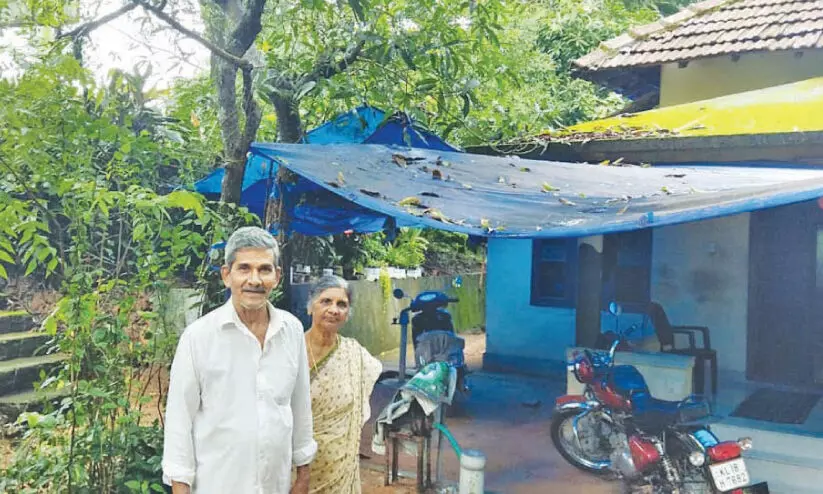 pilavullathil kumaran and family