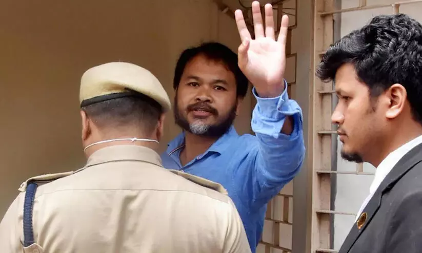 യു.എ.പി.എ പിൻവലിച്ചു; ഗൊഗോയ്​​ ജയിൽ മോചിതൻ