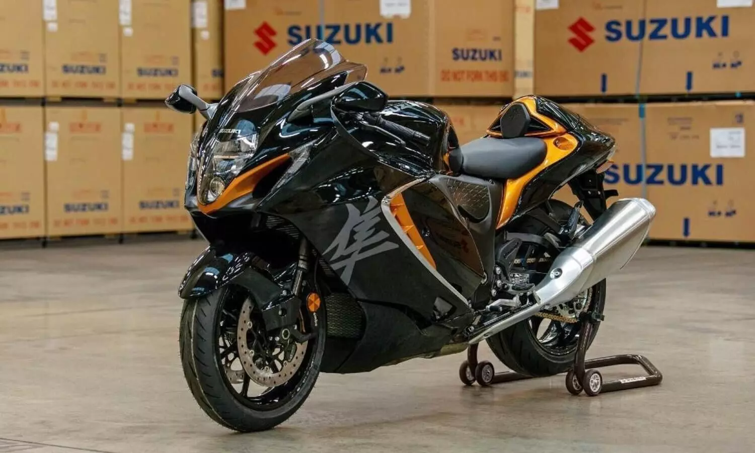 ഹയാബുസയുടെ ബുക്കിങ്​ ആരംഭിച്ച്​ സുസുക്കി; ലക്ഷം രൂപ നൽകി ബുക്ക്​ ചെയ്യാം