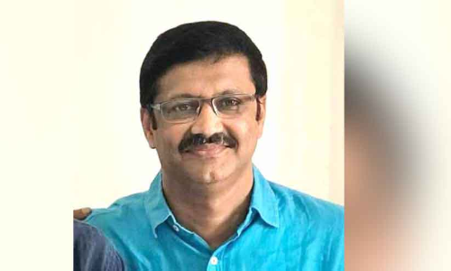 പ്ര​മോ​ദ് രാ​മ​ൻ മീ​ഡി​യ​വ​ൺഎ​ഡി​റ്റ​ർ