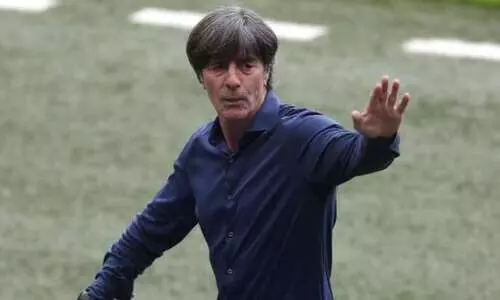 15 വർഷത്തിനുശേഷം ലൊയ്​വ്​ പടിയിറങ്ങി