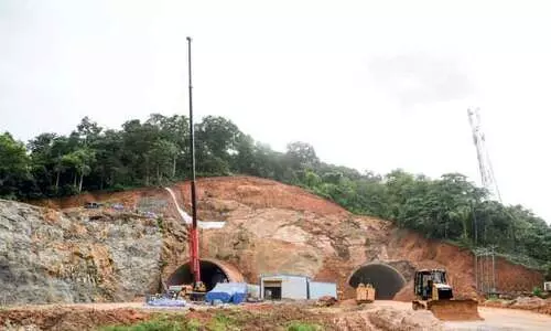 പു​തി​യ ഉ​റ​പ്പി​ന്ആ​യു​സ്സ് 30 നാ​ൾ; തു​റ​ക്കു​മോ തു​ര​ങ്ക​പാ​ത?