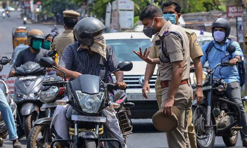 രണ്ടു ഡോസ് വാക്സിനെടുത്തവർക്ക് കർണാടകയിലേക്ക് പോകാൻ ആർ.ടി.പി.സി.ആർ ആവശ്യമില്ല