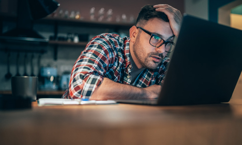 വാക്​സിനെടുത്തില്ലെങ്കിൽ ഇ​ൻക്രിമെൻറും ഇൻസൻറീവും കമ്മീഷനും മറന്നേക്കൂ..! ജീവനക്കാരോട്​ കമ്പനികൾ