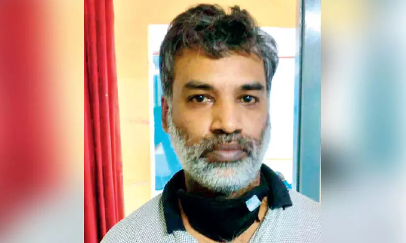 മുക്കുപണ്ടം പണയംവെച്ച് 1.30 ലക്ഷം തട്ടി; പ്രതി അറസ്റ്റിൽ മുക്കുപണ്ടം പണയംവെച്ച് 1.30 ലക്ഷം തട്ടി; പ്രതി അറസ്റ്റിൽ