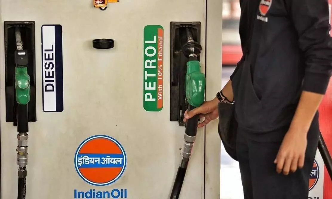 Petrol price today breaches ₹105 in Mumbai, Chennai latest