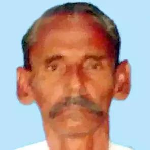 ഖാ​ദ​ർ മൊ​യ്തീ​ൻ