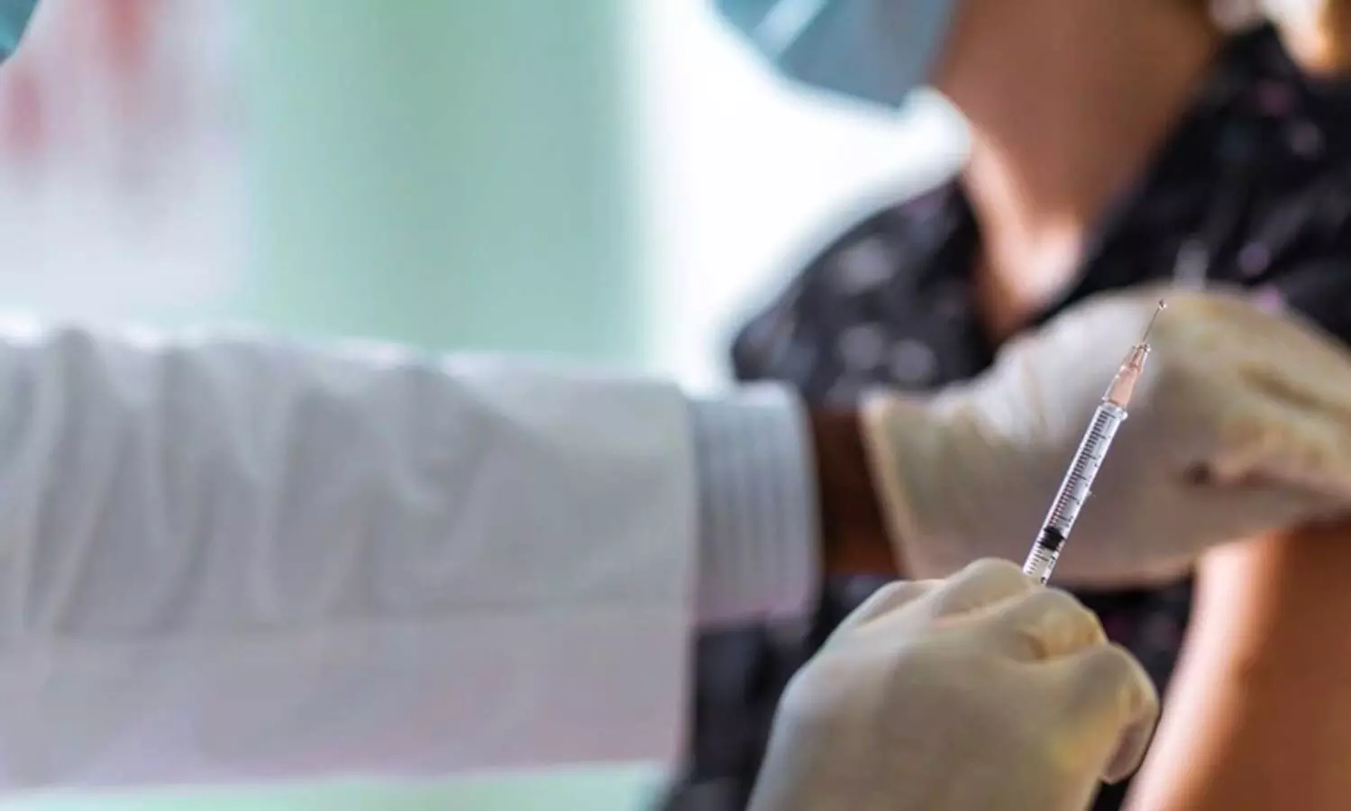 വാക്​സിൻ സീകരിച്ച 179 പേര്‍ക്ക് ഗുരുതര ആരോഗ്യപ്രശ്നം ഉണ്ടായതായി കേന്ദ്രം