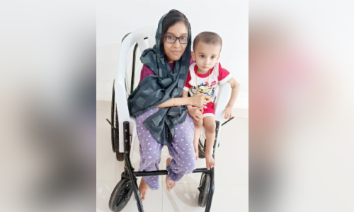 ലോകത്തിലെ ഏറ്റവും വിലകൂടിയ മരുന്നുവേണം  ഈ കുരുന്നുജീവൻ രക്ഷിക്കാൻ; പണം ക​ണ്ടെ​ത്താ​ൻ നെ​​ട്ടോ​ട്ട​മോടുകയാണ്​ ഈ ​ഗ്രാ​മം