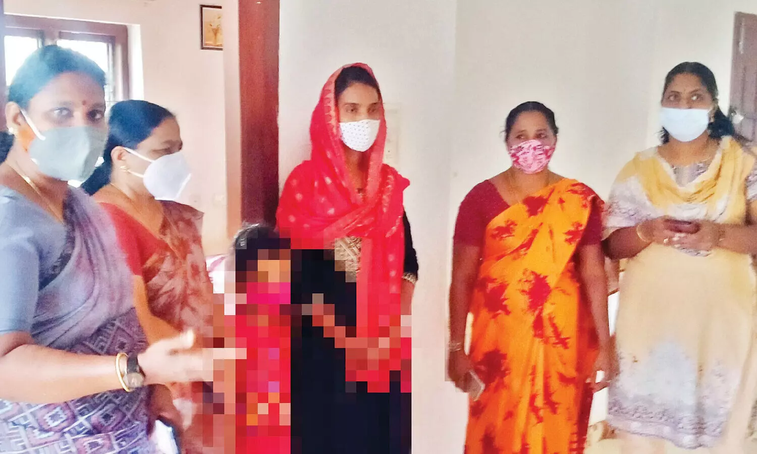 നഷ്ടപരിഹാരം നൽകിയില്ലെന്ന്​ പരാതി; യുവതിയും കുഞ്ഞും ഭർതൃ വീട്ടിൽ താമസം തുടങ്ങി