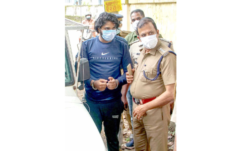 ചന്തക്കടവി​ൽ യുവാക്കൾക്ക്​ വെ​ട്ടേറ്റ സംഭവം: മറ്റ്​ പ്രതികൾക്കായി തിരച്ചിൽ