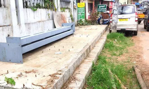 പാതിവഴിയിൽ ബ്രേക്കിട്ട്​ ഉടുമ്പന്‍ചോലയിലെ ബസ് കാത്തിരിപ്പ് കേന്ദ്രങ്ങൾ