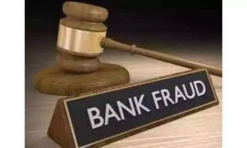 ബാ​ങ്കി​ങ്​ ത​ട്ടി​പ്പ്​: മൂ​ന്ന്​ ഇ​ന്ത്യ​ക്കാ​ര​ട​ക്കം നാ​ലു​പേ​ർ പി​ടി​യി​ൽ