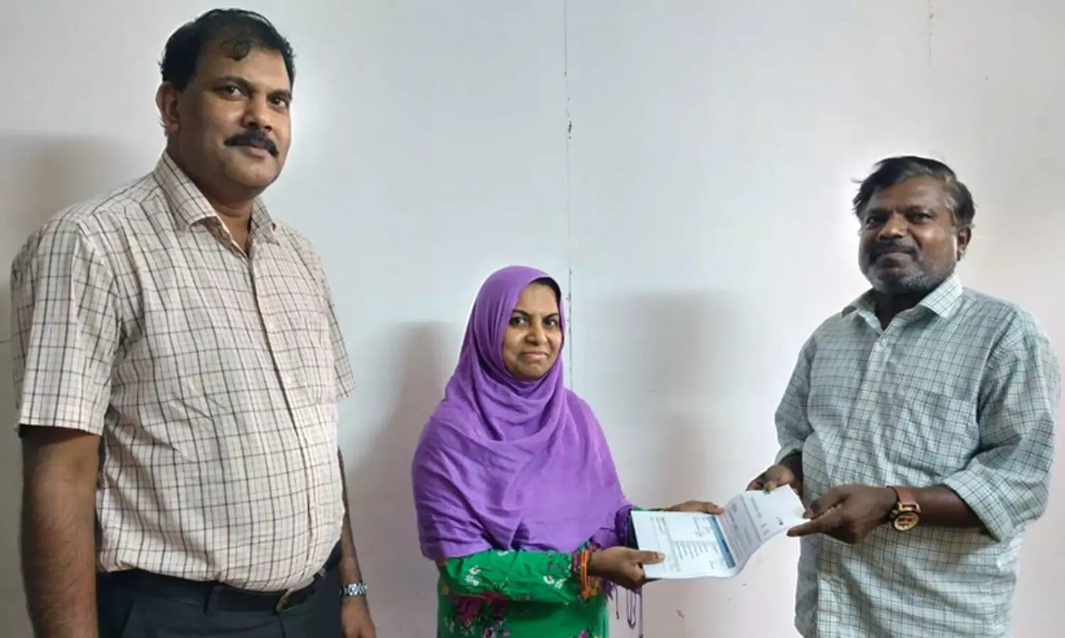 എക്​സിറ്റ്​ വിസ കിട്ടിയിട്ടും യാത്രാവിലക്ക്​; അശോകൻ നാടണഞ്ഞത്​ ആറ്​ വർഷത്തിന്​ ശേഷം