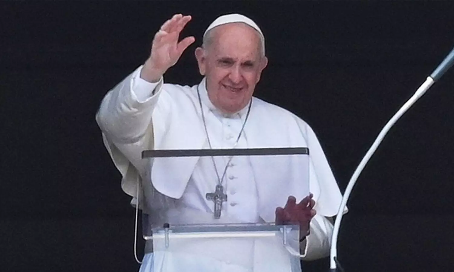 ശസ്​ത്രക്രിയക്കായി മാർപാപ്പയെ ആശുപത്രിയിൽ പ്രവേശിപ്പിച്ചു