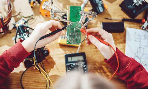 ശാ​സ്ത്ര വി​ദ്യാ​ഭ്യാ​സം ക്ലാ​സ്മു​റി​ക​ളി​ൽ പ​രി​മി​ത​പ്പെ​ടു​ത്തി​ല്ലെ​ന്ന് സൗ​ദി സ​യ​ൻ​സ് സൊ​സൈ​റ്റി