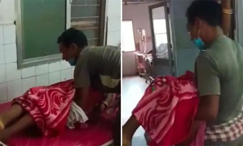 ഭാര്യയുടെ മൃതദേഹം ഒറ്റയ്​ക്ക്​ ചുമന്ന്​ ബാലകൃഷ്​ണ; സഹായിക്കേണ്ടവർ നോക്കുകുത്തികളായി