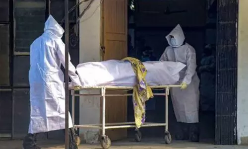 കോവിഡ്; കർണാടകയിൽ മരിച്ച മലയാളികളുടെ കൃത്യമായ കണക്കില്ല; ആശ്രിതർക്ക് നഷ്​​ടപരിഹാരമുണ്ടാകില്ല