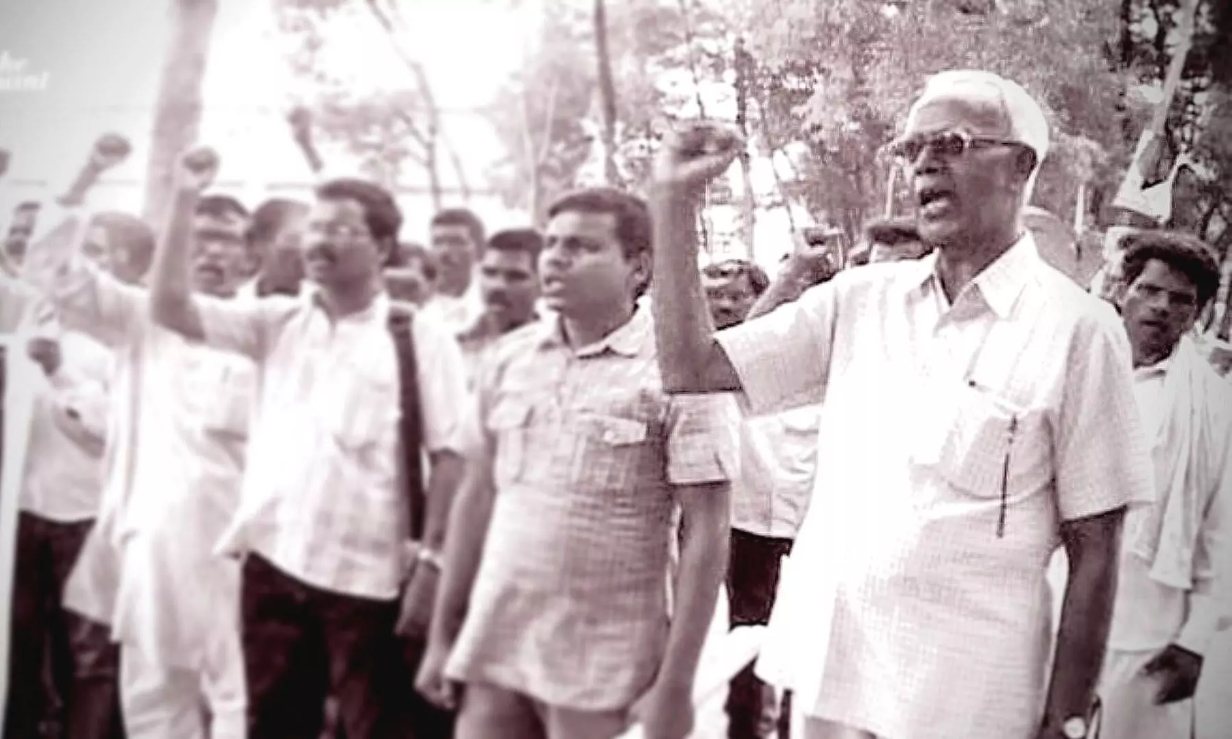 ഇളയരാജയേയും റഹ്​മാനേയും ഇഷ്​ടപ്പെട്ടിരുന്ന തമിഴൻ; സ്വാമിക്കായി വിതുമ്പി സുഹൃത്തുക്കളും പരിചയക്കാരും