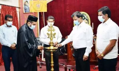 സെൻറ്​ മേരീസ് കത്തീഡ്രലില്‍ ബൈബിള്‍ ക്ലാസ്​ ആരംഭിച്ചു