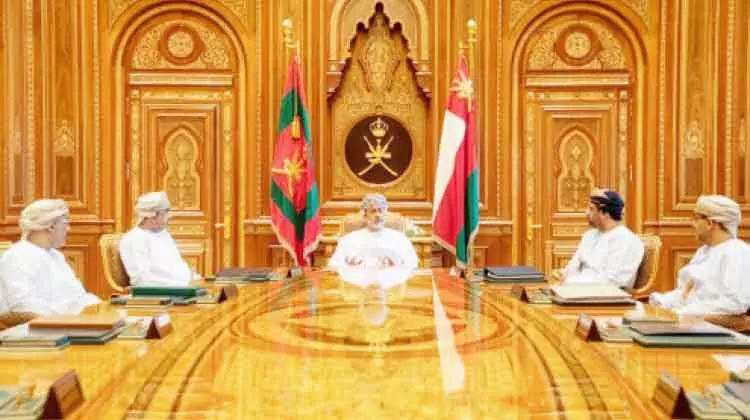 സുൽത്താെൻറ അധ്യക്ഷതയിൽ തൊഴിൽകമ്മിറ്റി യോഗംചേർന്നു സുൽത്താെൻറ അധ്യക്ഷതയിൽ തൊഴിൽകമ്മിറ്റി യോഗംചേർന്നു