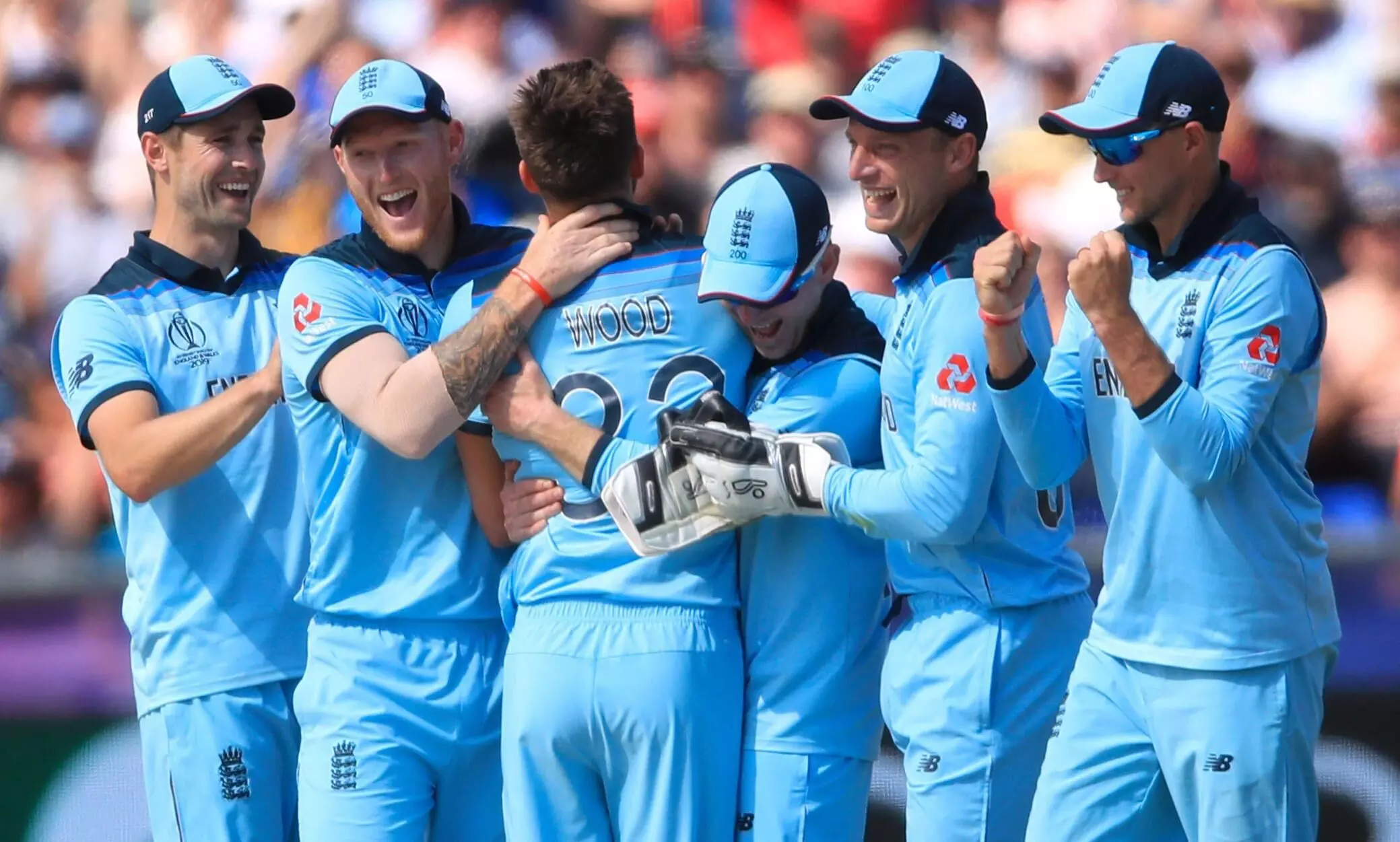 ടീമിലെ ഏഴുപേർക്ക് കോവിഡ്; പാകിസ്താനെതിരായ പരമ്പരക്കൊരുങ്ങവേ ഇംഗ്ലണ്ടിന് ആഘാതം ടീമിലെ ഏഴുപേർക്ക് കോവിഡ്; പാകിസ്താനെതിരായ പരമ്പരക്കൊരുങ്ങവേ ഇംഗ്ലണ്ടിന് ആഘാതം