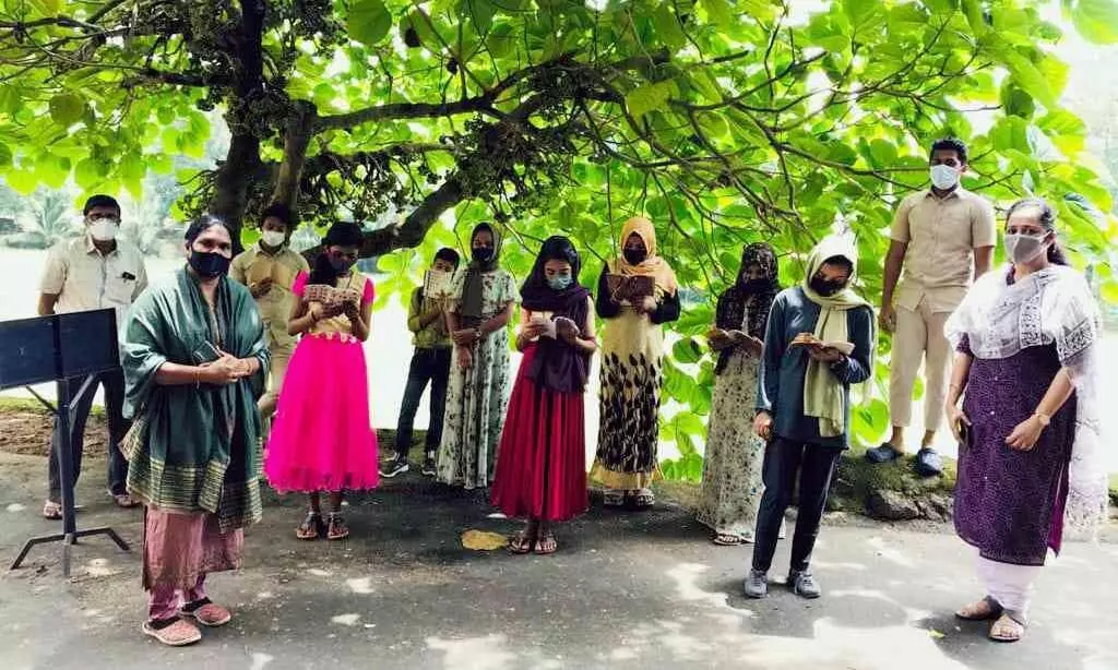 ബഷീർ സമ്മാനിച്ച പൊന്നിന്റെ കമ്മലെവിടെ; വർഷങ്ങൾക്ക് ശേഷം തുറന്നു പറഞ്ഞ് പാത്തുമ്മയുടെ മകൾ ബഷീർ സമ്മാനിച്ച പൊന്നിന്റെ കമ്മലെവിടെ; വർഷങ്ങൾക്ക് ശേഷം തുറന്നു പറഞ്ഞ് പാത്തുമ്മയുടെ മകൾ
