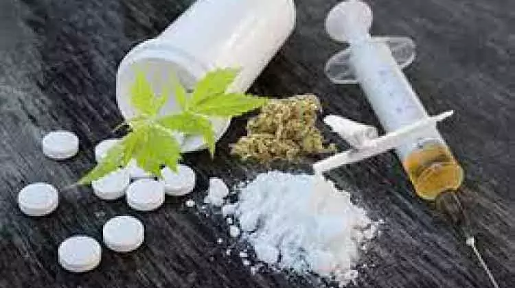 ഉപേക്ഷിക്കപ്പെട്ട വാഹനങ്ങൾ മയക്കുമരുന്ന് ഒളിപ്പിക്കുന്ന ഇടമാകുന്നു