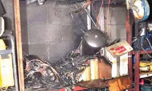 ഖൈ​ത്താ​നി​ൽ തീ​പി​ടി​ത്തം: വി​ദേ​ശി​ക​ൾ​ക്ക്​ പ​രി​ക്ക്​