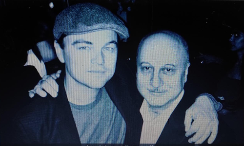 ലിയോനാര്‍ഡോ ഡികാപ്രിയോയ്​ക്കൊപ്പമുള്ള  ഫോട്ടോയും ഓര്‍മ്മകളും പങ്കുവെച്ച് അനുപം ഖേര്‍