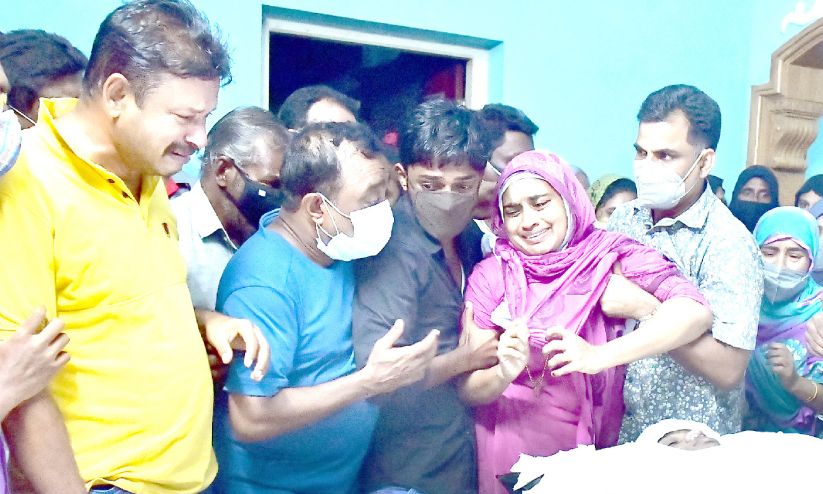 tearful tribute to students