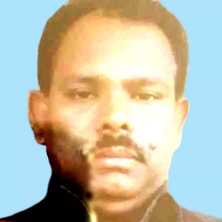 സു​രേ​ഷ് കു​മാ​ർ