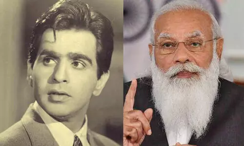 dilip kumar and modi 7721