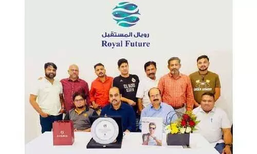 യാത്രയയപ്പ് നൽകി