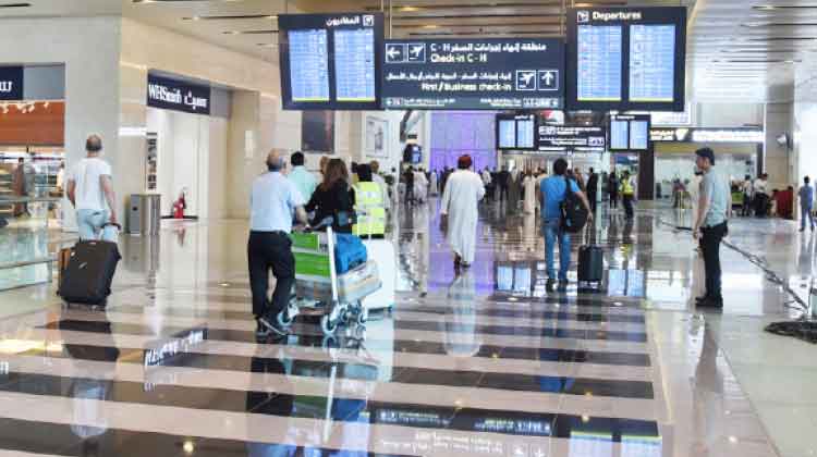 ഇന്ത്യയിൽനിന്നുള്ള യാത്രവിലക്ക്: പ്രവാസികളുടെ കാത്തിരിപ്പ് നീളും ഇന്ത്യയിൽനിന്നുള്ള യാത്രവിലക്ക്: പ്രവാസികളുടെ കാത്തിരിപ്പ് നീളും