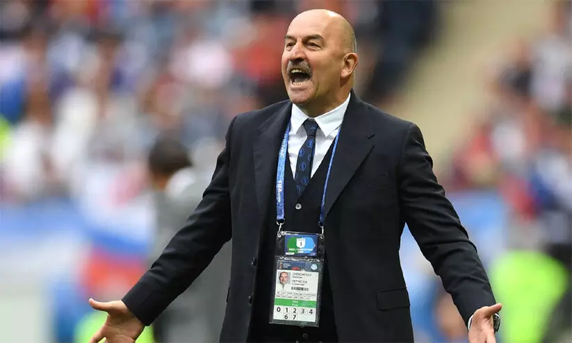 യൂറോ കപ്പിലെ പ്രകടനം വിനയായി; കോച്ചിനെ പുറത്താക്കി റഷ്യൻ ഫുട്​ബാൾ ടീം