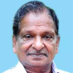 സു​കു​മാ​ര​ൻ മാ​സ്​​റ്റ​ർ