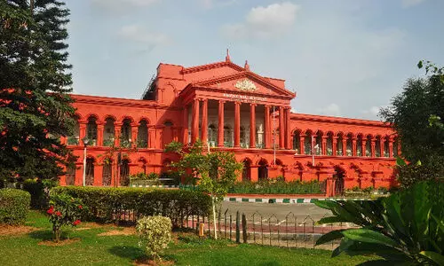 ബം​ഗ​ളൂ​രു​വി​ലെ അ​ന​ധി​കൃ​ത മ​ത​സ്ഥാ​പ​ന​ങ്ങ​ൾ ഉ​ട​ൻ പൊ​ളി​ച്ചു​നീ​ക്ക​ണം–ഹൈ​കോ​ട​തി