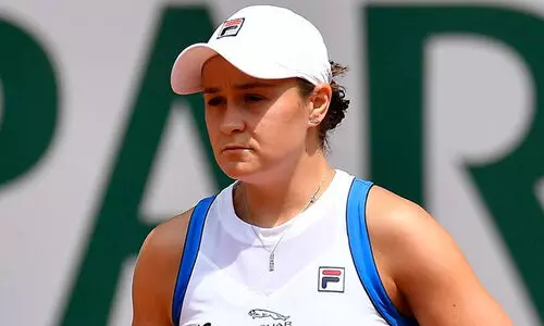 വിം​ബ്​​ൾ​ഡ​ൺ: ബാ​ർ​ട്ടി x പ്ലി​സ്​​കോ​വ ഫൈ​ന​ൽ