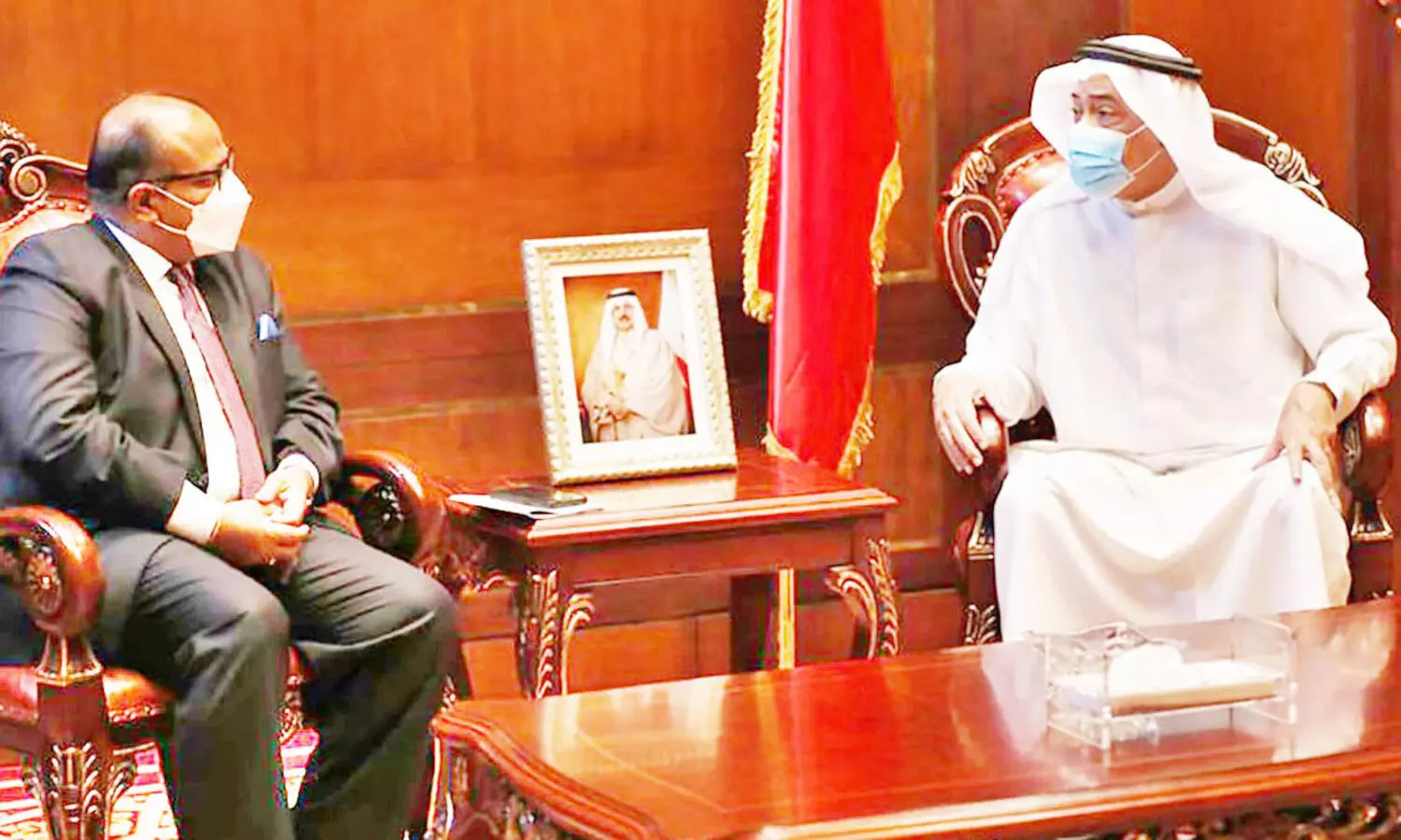 ഡോ.​ ശൈഖ്​ ഖാലിദ്​ ഇന്ത്യൻ അംബാസഡറുമായി കൂടിക്കാഴ്​ച നടത്തി