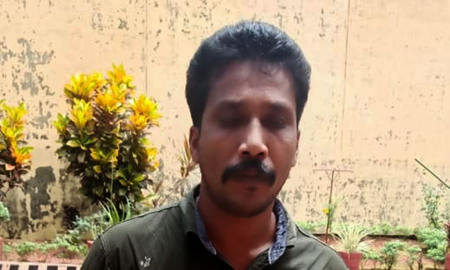 പിഞ്ചുകുഞ്ഞിനെ മർദിച്ച രണ്ടാനച്ഛൻ വ്യാജമദ്യ കേസിൽ അറസ്റ്റിൽ