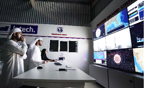 ഇമാറാത്തി സംരംഭകർ വികസിപ്പിച്ച ഉപഗ്രഹം വിക്ഷേപിച്ചു