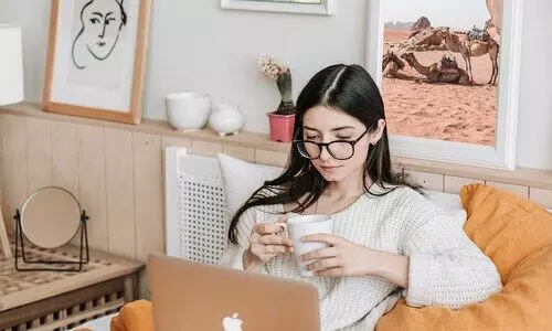 വ​ള​രു​ന്ന ഡി​ജി​റ്റ​ൽ നാ​ടോ​ടി​ക​ളും വ​ർ​ക്​ അ​റ്റ്​ ഹോ​മും