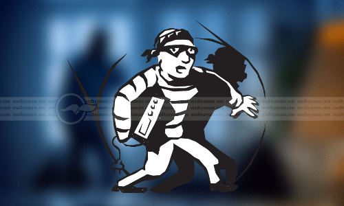 ക്ഷേത്രത്തിലെ ഭണ്ഡാരങ്ങൾ കുത്തിത്തുറന്ന് മോഷണം